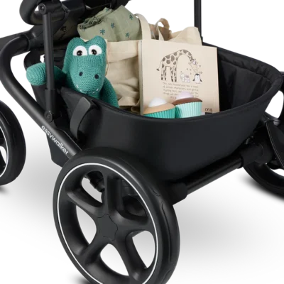 Harvey_-_AG_-_detail_-_basket_toys