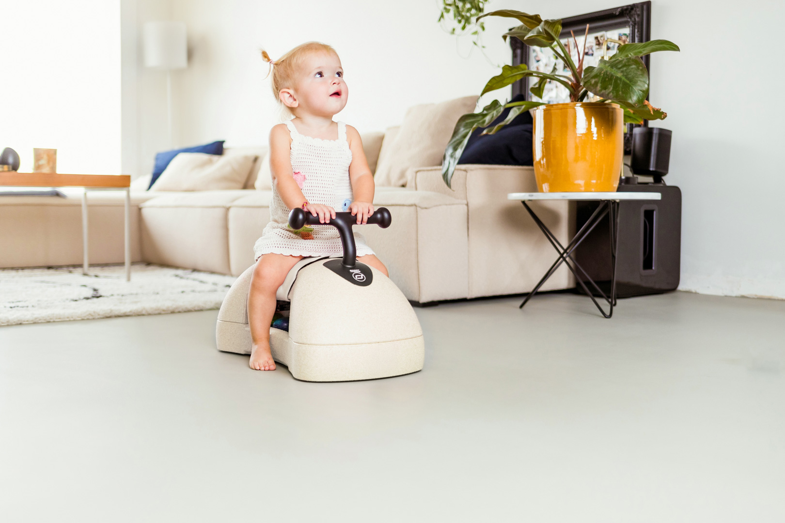SR96597_20240830_scootandride_myfirst_5864_fullres_sand_edit-front Scoot and ride My First - Baby kismotor 3in1 – gyerek játék