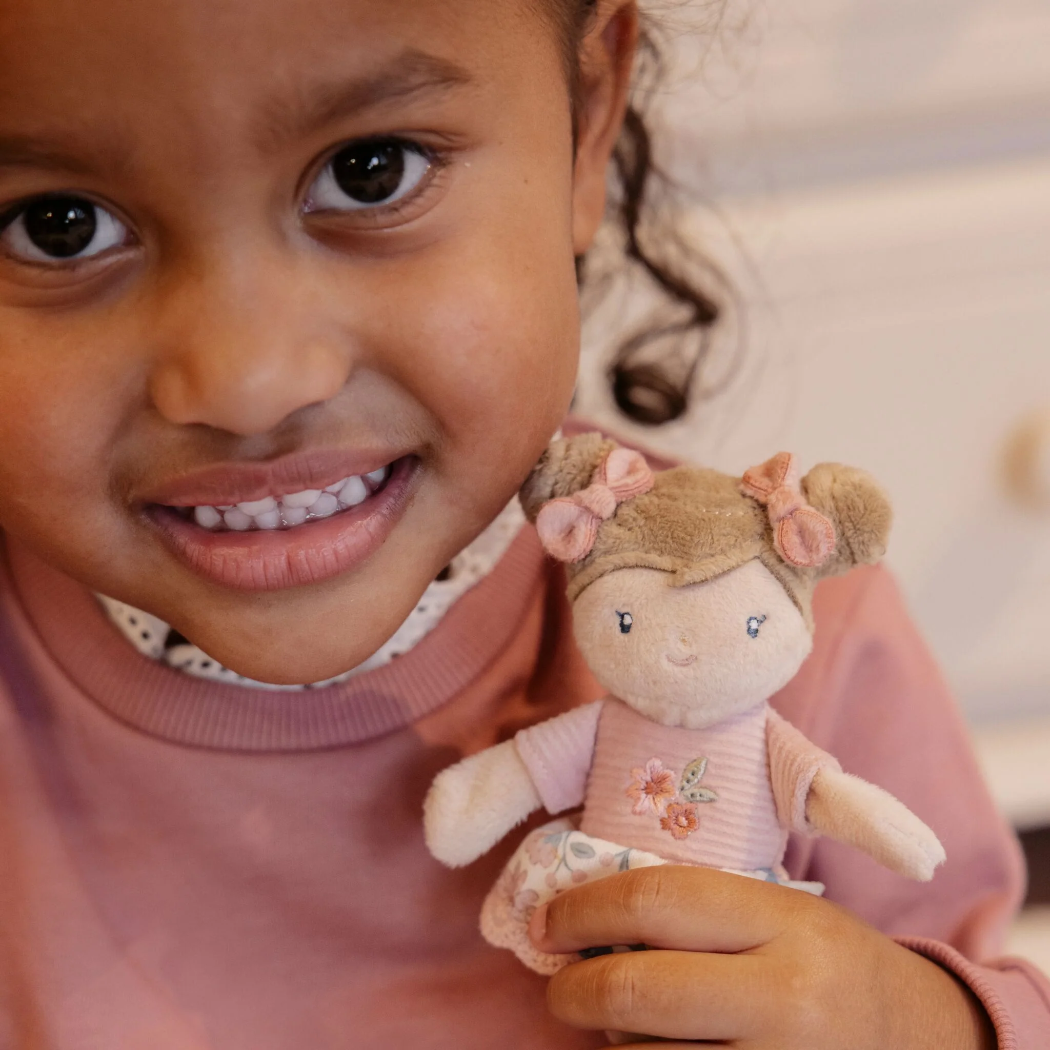 Little Dutch Rosa baba - 10 cm - Image 2