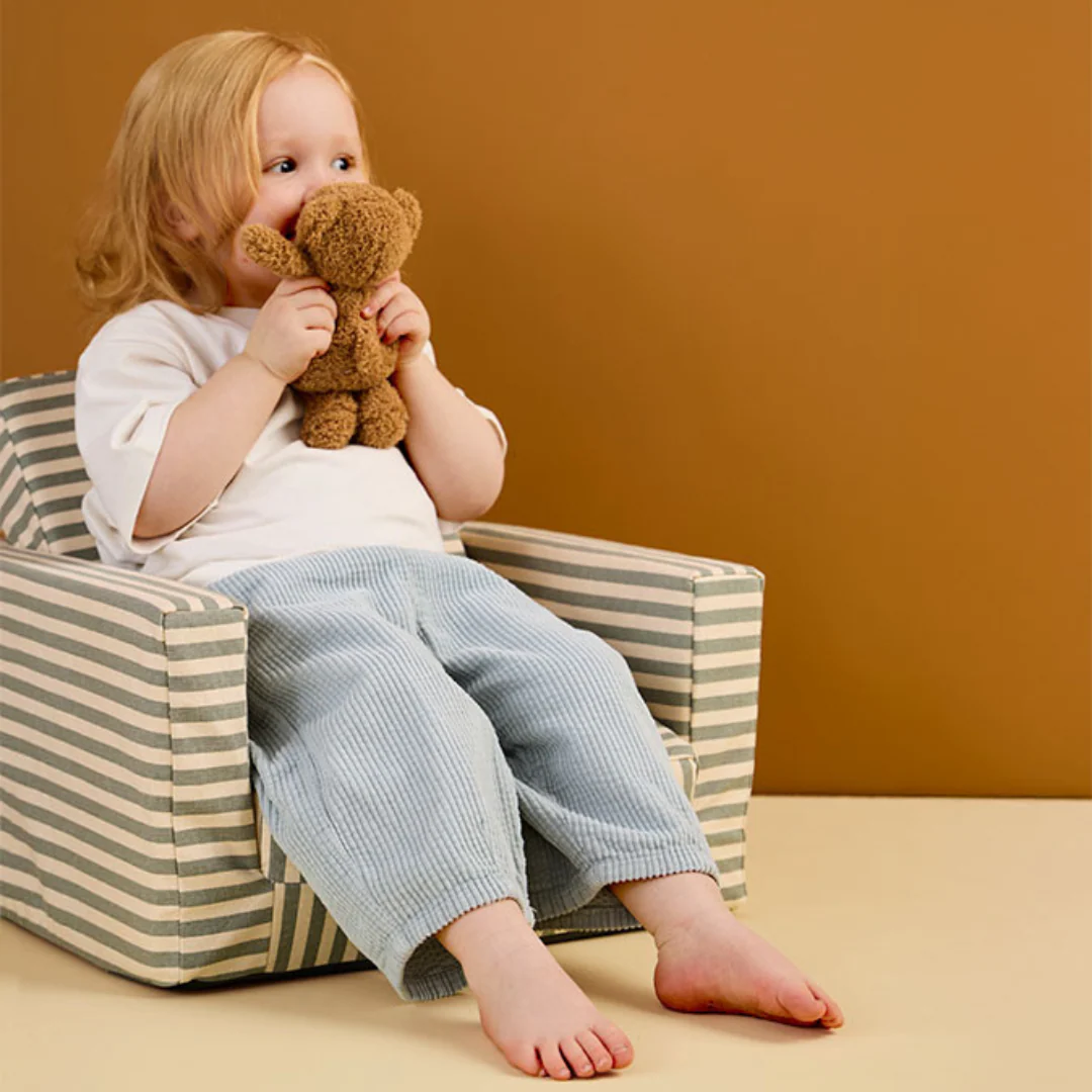 kids-concept-kinyithato-fotel-csikos-5