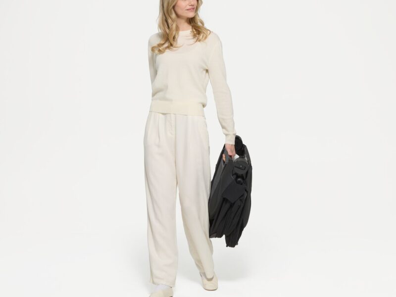 cyb_26_int_priam_style_sebl_fold_model_fa_19cbe20bb81b8970