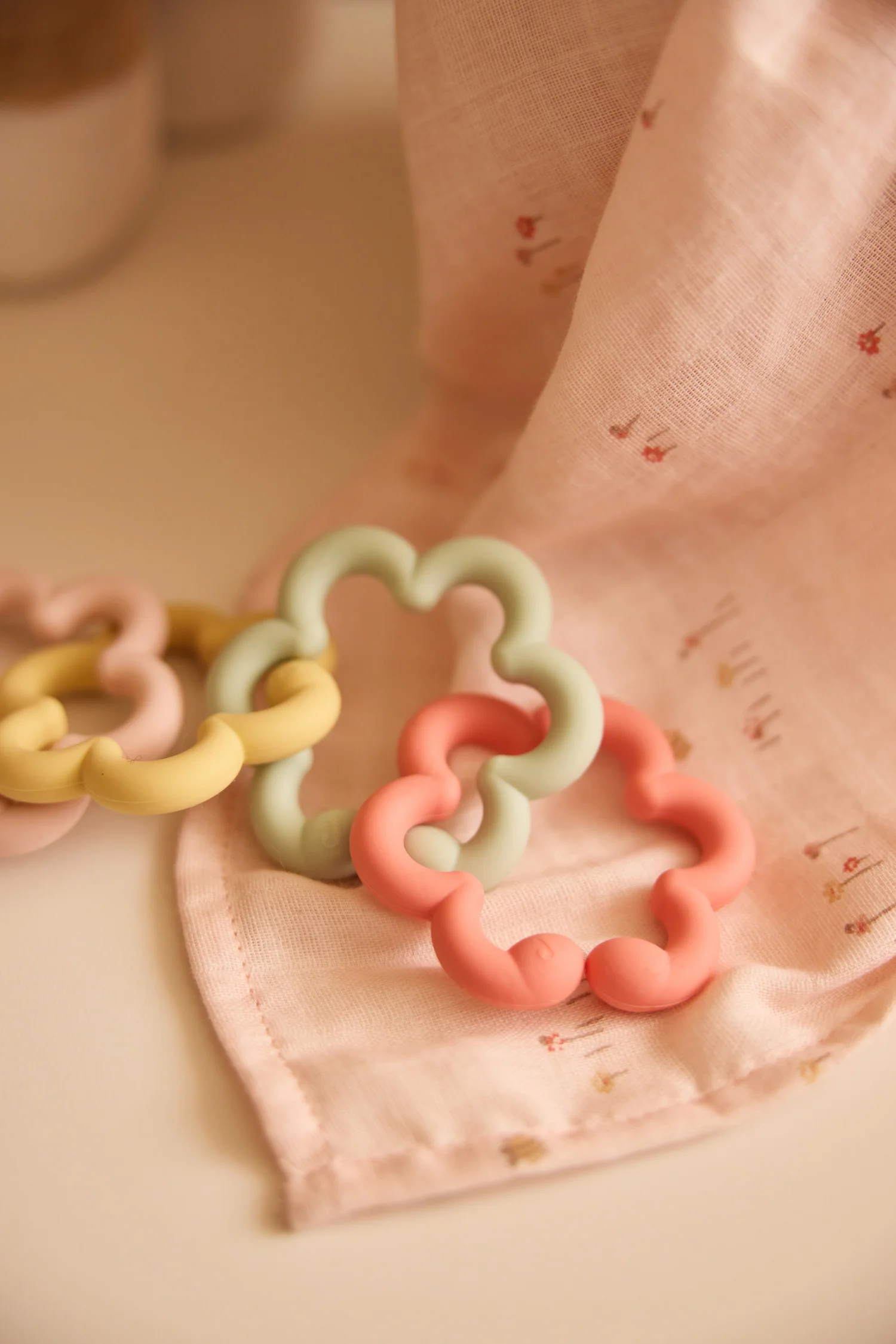 Jollein szilikon játék lánc- flowers - Image 3