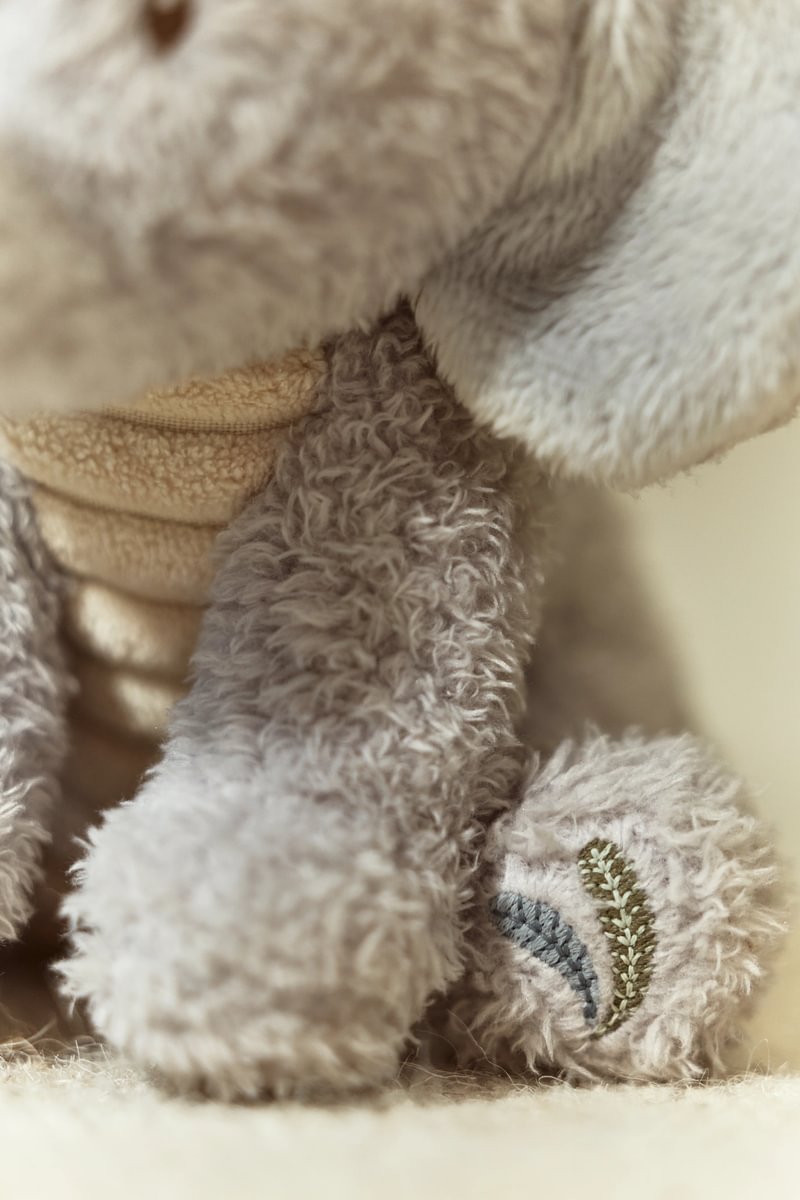 LD8362 Little Dutch plüss elefánt 17 cm -Safari Friends (10)