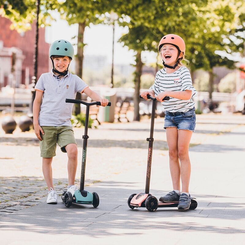 scoot-ride-5led-lifestyle-1