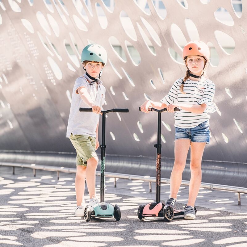 scoot-ride-5led-lifestyle-2