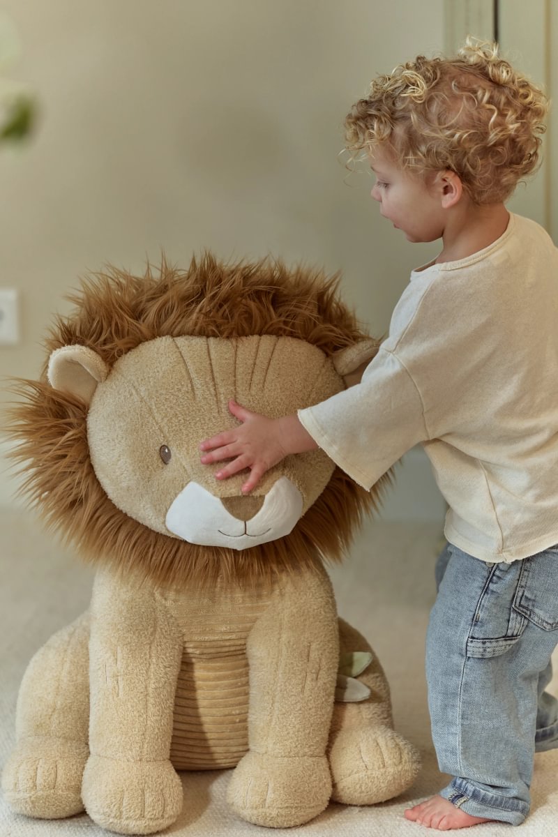 LD8378 Little Dutch plüss fiú oroszlán 60 cm -Safari Friends (1)(1)