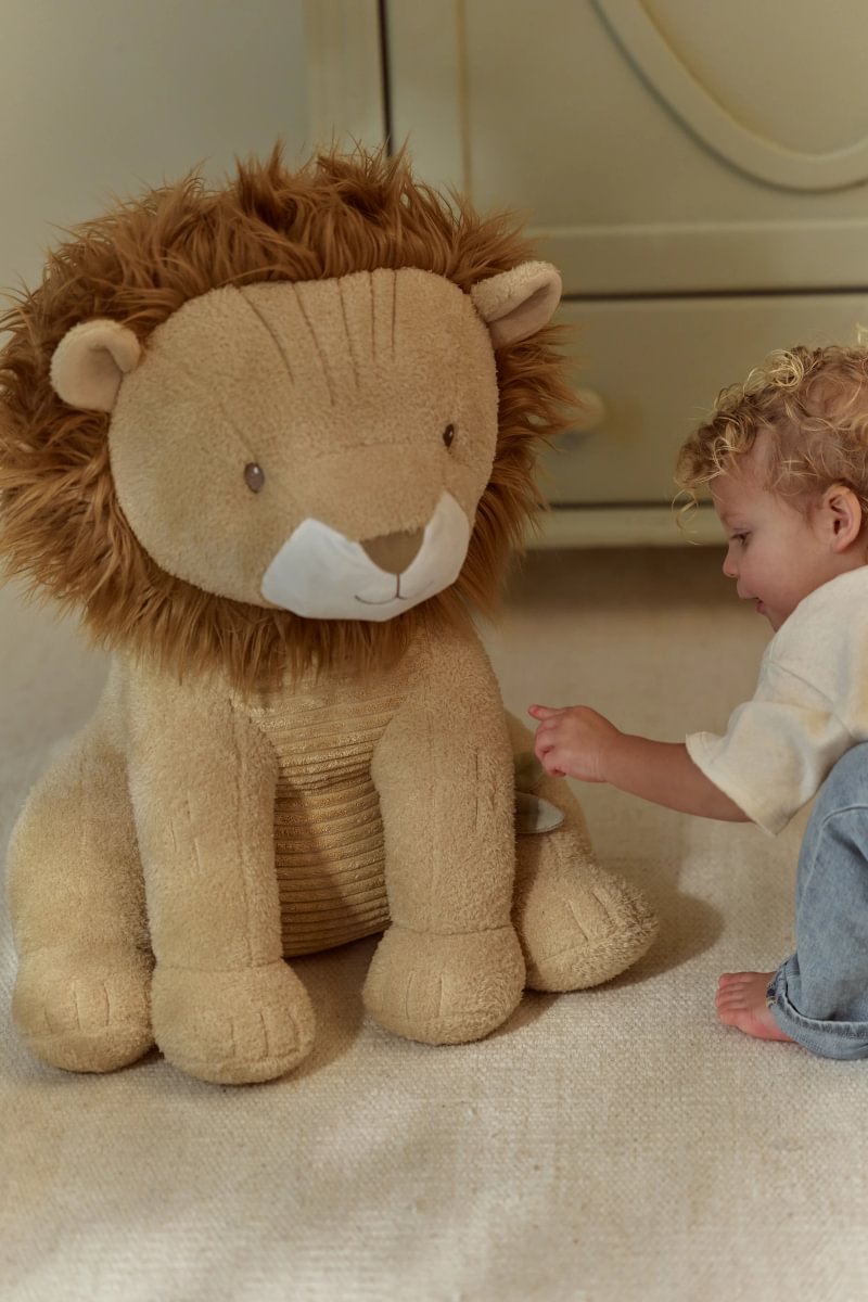 LD8378 Little Dutch plüss fiú oroszlán 60 cm -Safari Friends (5)(1)