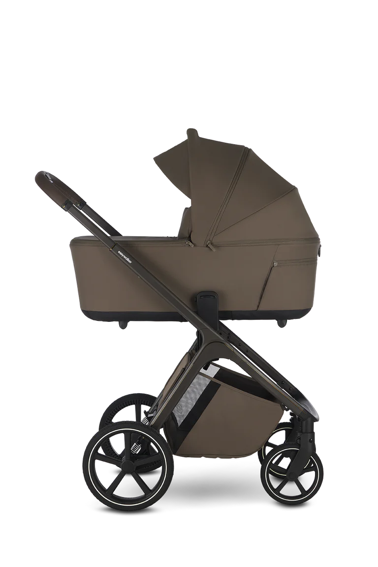 Zoey_Go_-_CB_-_carrycot_-_side_view