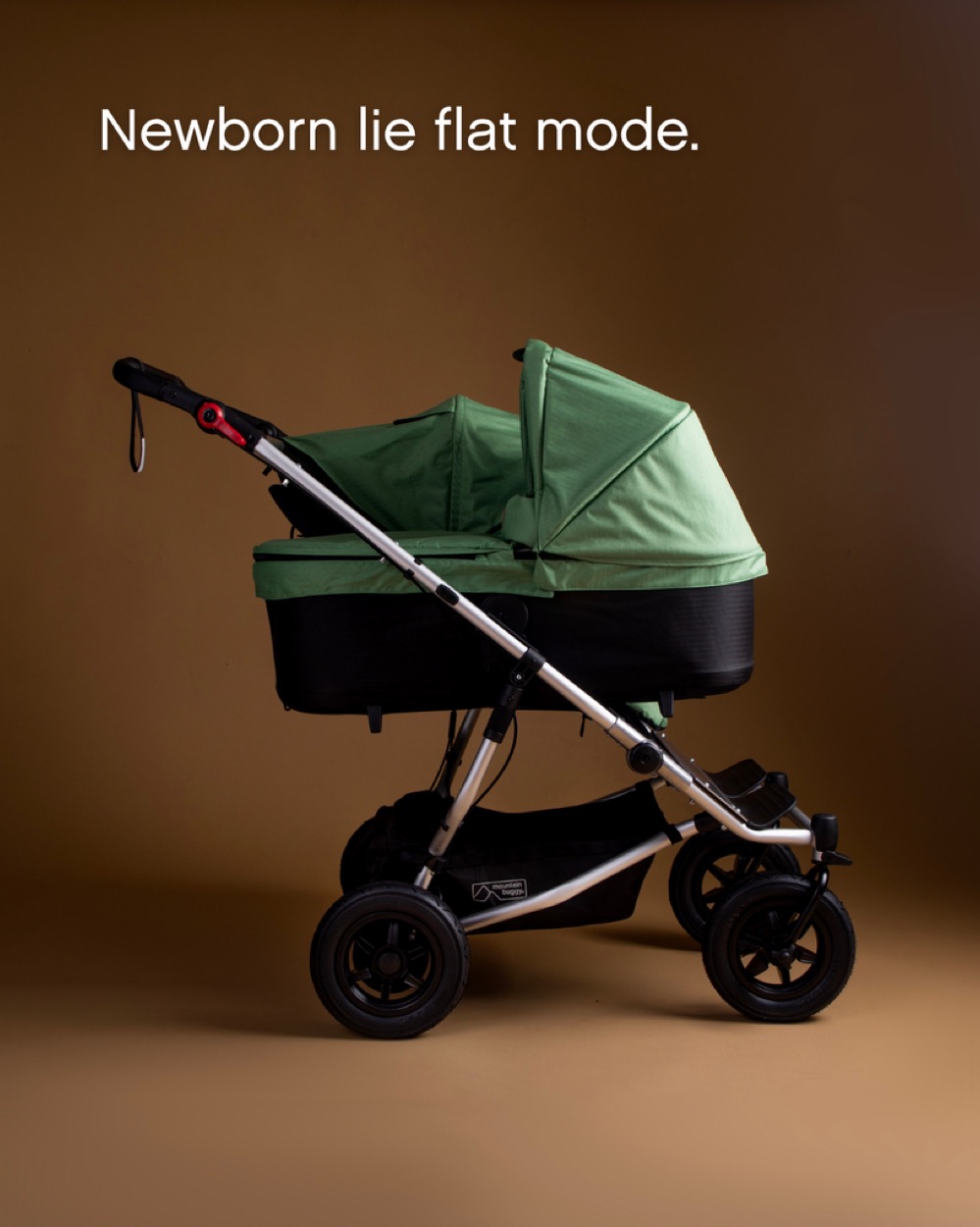 mountain-buggy-duet-carrycot-plus-heritage-Newborn-lie-flat-mode