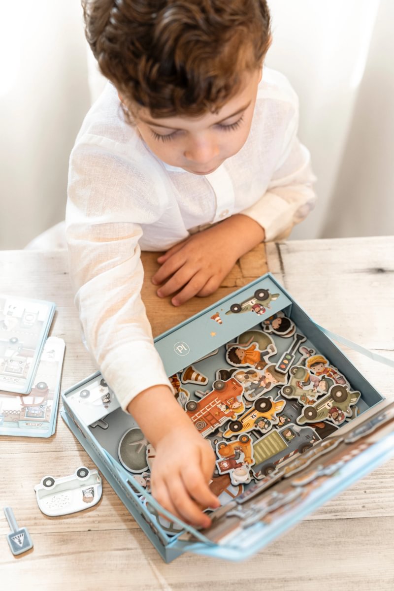 LD4786 Little Dutch mágneses játék-Jim járművei (5)