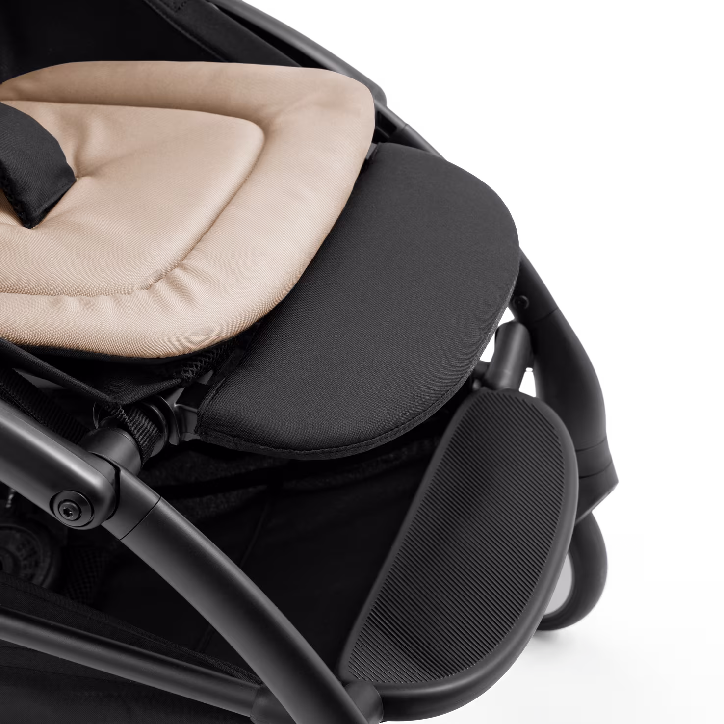 YOYO5_Stroller_Footrest-Detail_TAUPE_260515-1346